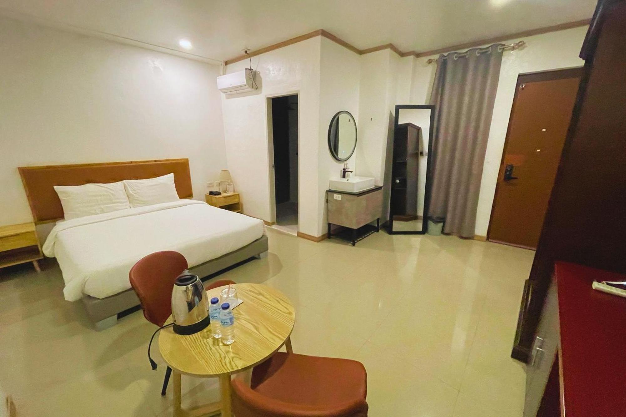 Hotel Halo Angeles City Oda fotoğraf