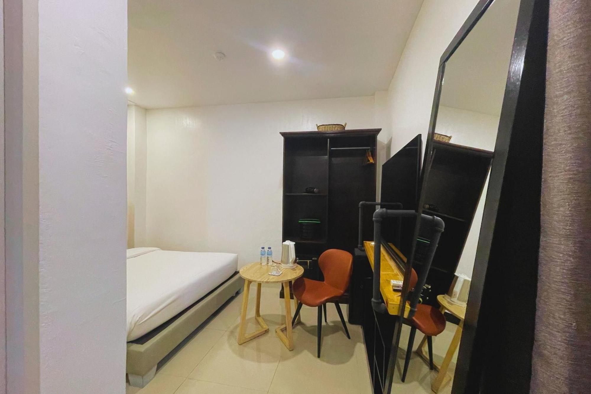 Hotel Halo Angeles City Oda fotoğraf